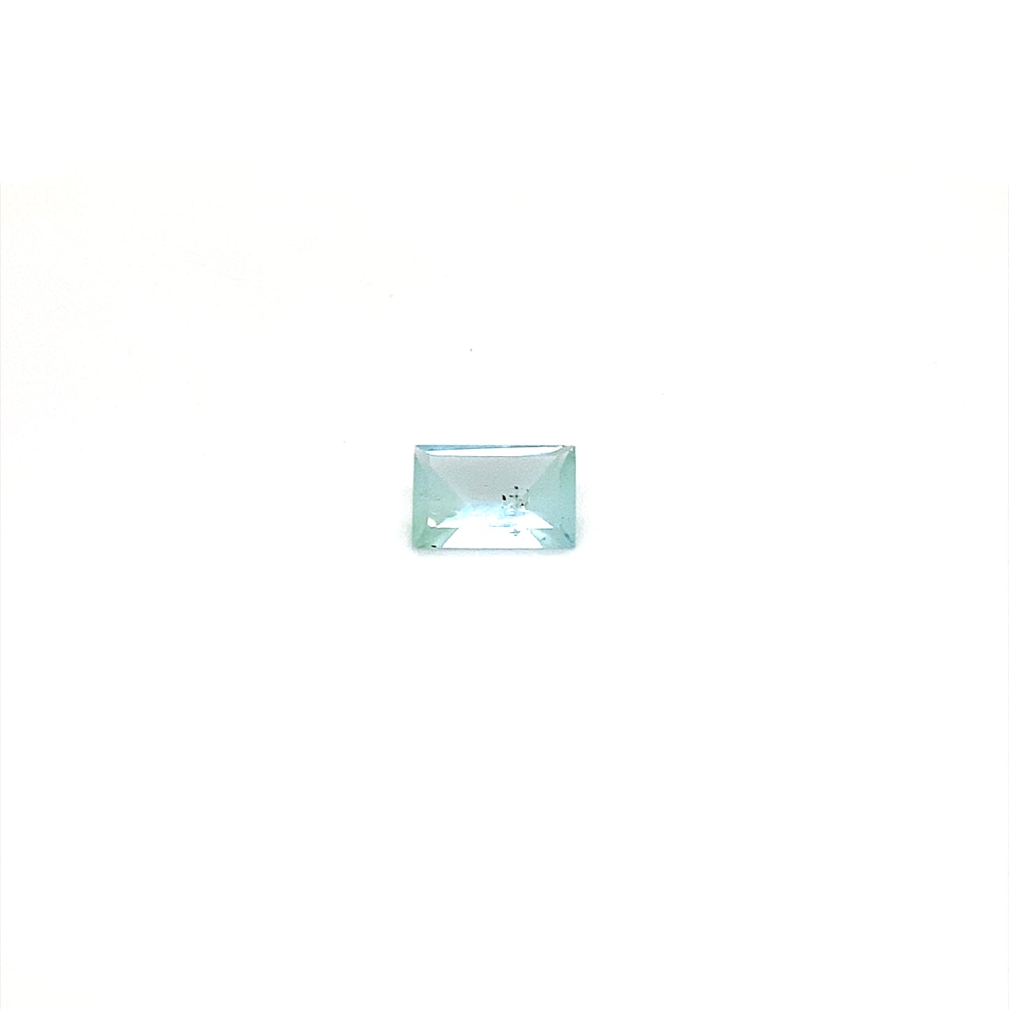 2.20 CT Mirror cut Aquamarine