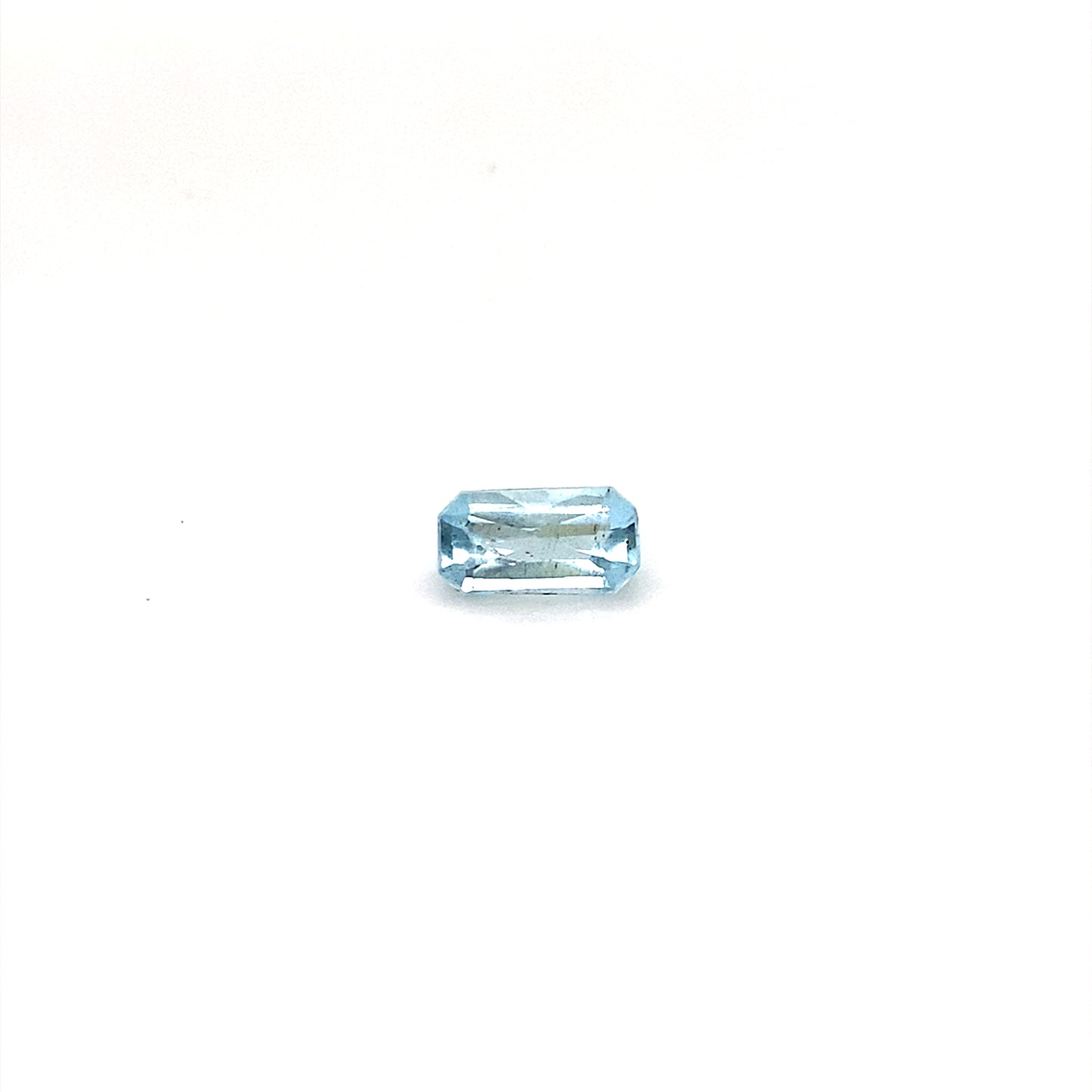 0.90 CT Aquamarine