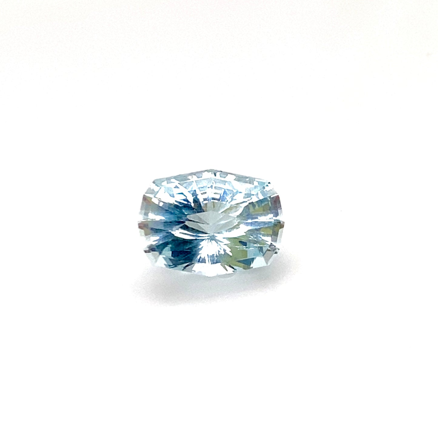 3.99 CT Aquamarine